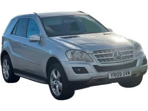 Mercedes-Benz ML YR09 UVM