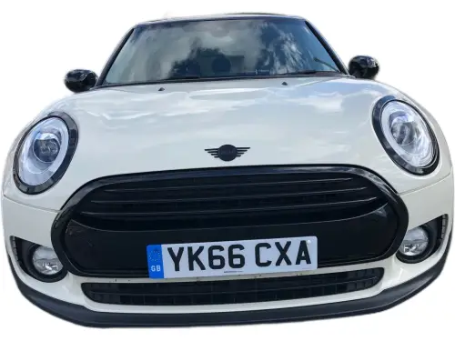 MINI Clubman Cooper D YK66 CXA