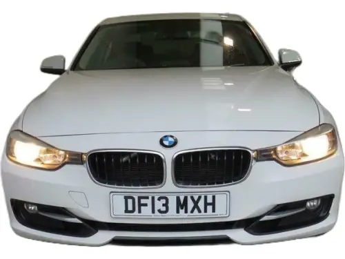 BMW 320i Sport DF13 MXH