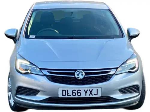Vauxhall Astra DL66 YXJ