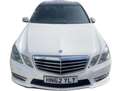 Mercedes-Benz E HN62 YLY