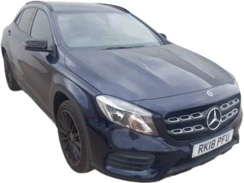 Mercedes-Benz GLA 200 AMG Line RK18 PFU