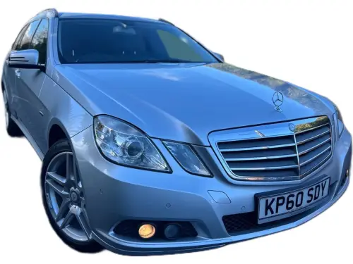 Mercedes-Benz E200 Blueef-CY SE CGI A KP60 SDY