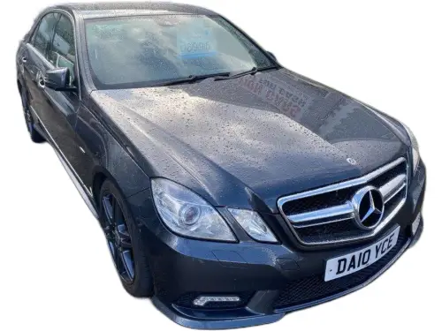 Mercedes-Benz E DA10 YCE