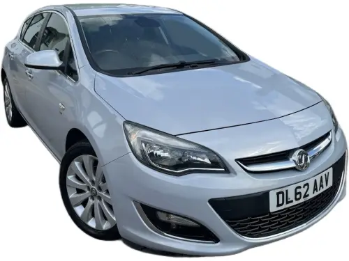 Vauxhall Astra DL62 AAV
