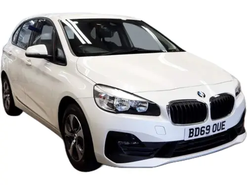 BMW 220i SE Auto BD69 OUE