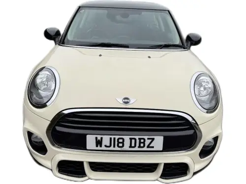 MINI Cooper WJ18 DBZ