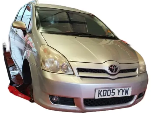 Toyota Corolla Verso D4d Tspirit KD05 YYW