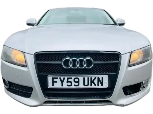 Audi A5 FY59 UKN