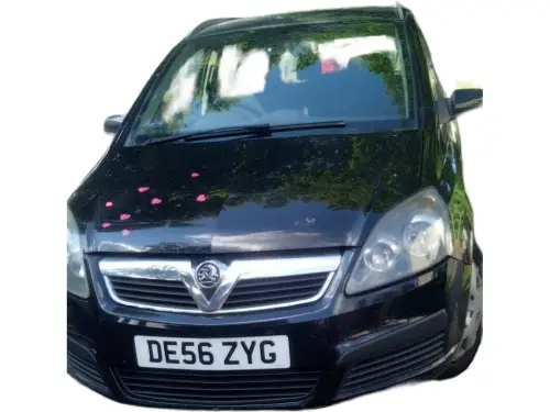 Vauxhall Zafira Life DE56 ZYG