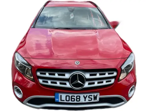 Mercedes-Benz GLA 200 SE Executive LO68 YSW