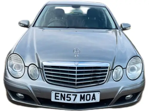 Mercedes-Benz E EN57 MOA
