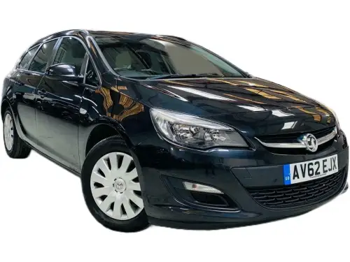 Vauxhall Astra Exclusiv AV62 EJX