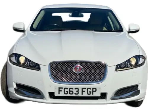 Jaguar XF Luxury D Auto FG63 FGP