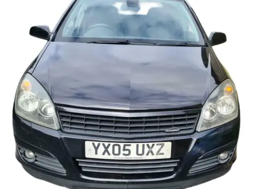 Vauxhall Astra YX05 UXZ