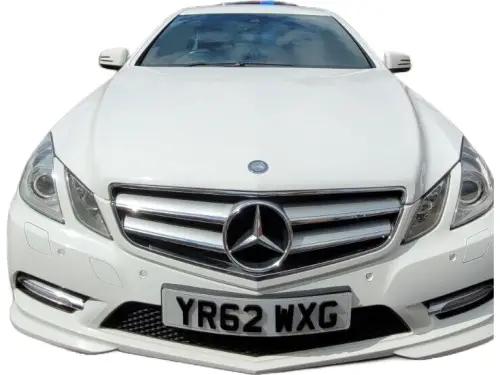 Mercedes-Benz E YR62 WXG