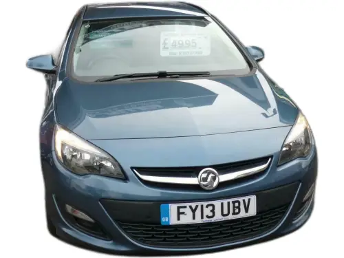 Vauxhall Astra Exclusiv Auto FY13 UBV