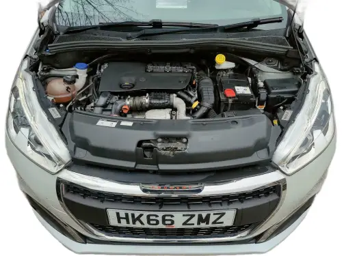 Peugeot 208 Roland Garros Blue HDi HK66 ZMZ