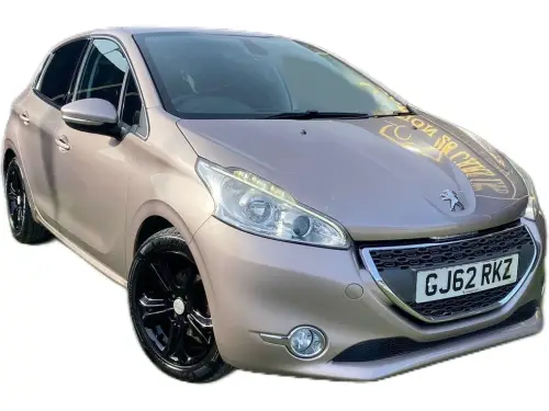 Peugeot 208 GJ62 RKZ