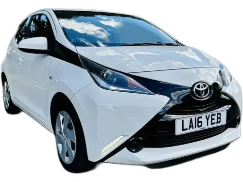 Toyota Aygo LA16 YEB