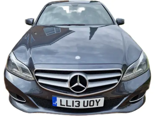 Mercedes-Benz E LL13 UOY