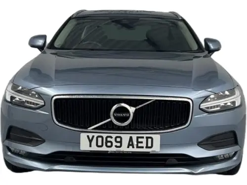 Volvo V90 Momentum + T4 Auto YO69 AED