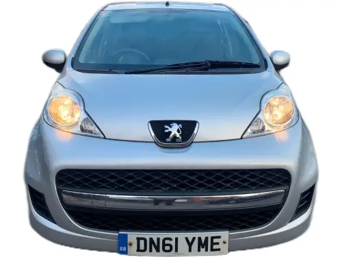 Peugeot 107 DN61 YME