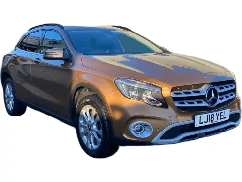 Mercedes-Benz GLA LJ18 YEL