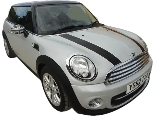 MINI Cooper D YG62 TXA