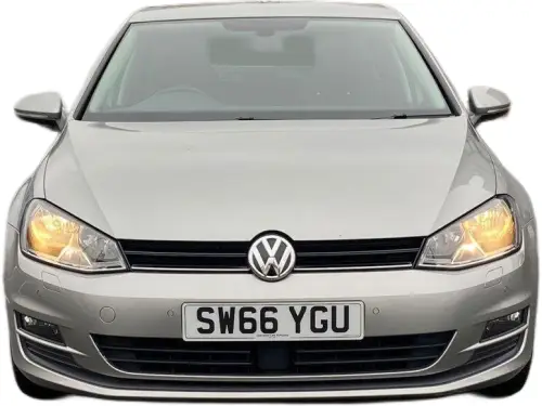 Volkswagen Golf SW66 YGU