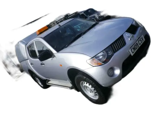 Mitsubishi L200 4Life D/C 4WD CN09 CSV