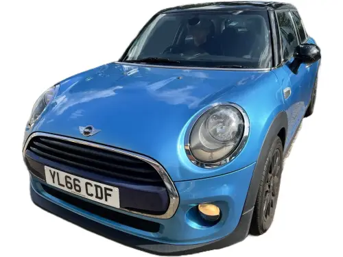 MINI Cooper D YL66 CDF