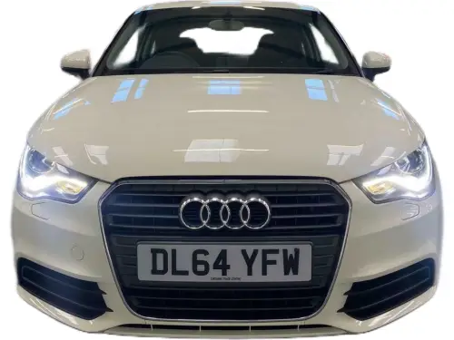 Audi A1 SE TFSI DL64 YFW