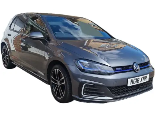 Volkswagen Golf NG18 XNR