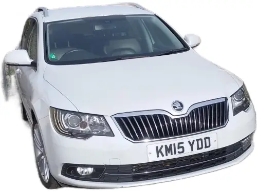 Škoda Superb KM15 YDD