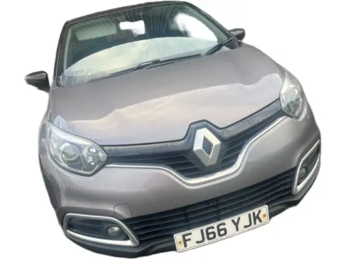 Renault Captur FJ66 YJK