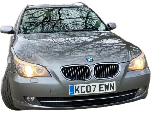 BMW 523i SE Touring KC07 EWN