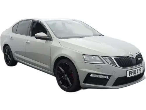 Škoda Octavia PF18 AYE