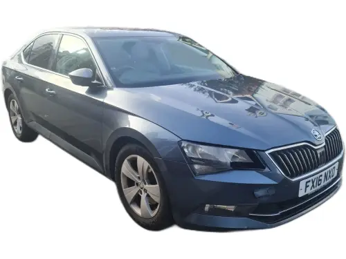 Škoda Superb FX16 NXO