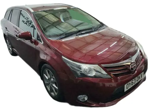 Toyota Avensis Icon + D-4D OY63 OKV