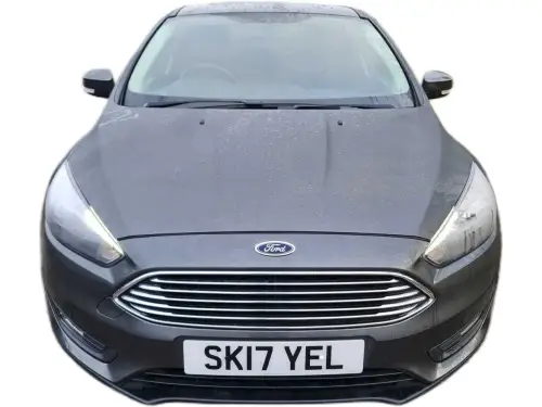 Ford Focus SK17 YEL
