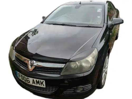Vauxhall Astra Twin Top Design FD06 AMK