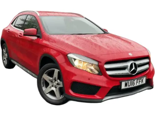 Mercedes-Benz GLA 200 D AMG Line Executive WU16 FFK