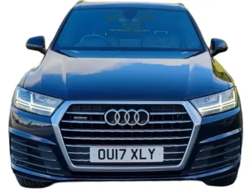 Audi Q7 OU17 XLY