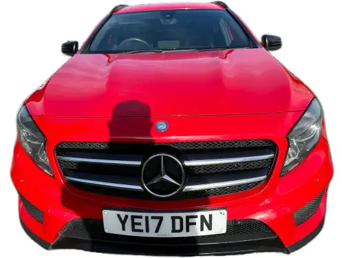 Mercedes-Benz GLA YE17 DFN