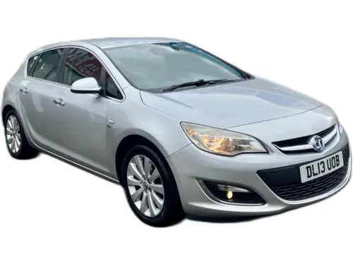 Vauxhall Astra DL13 UOB