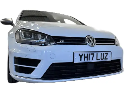 Volkswagen Golf YH17 LUZ