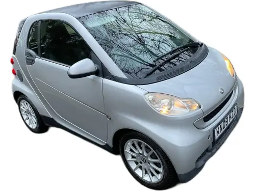 Smart Fortwo Passion 71 Auto KN09 HZD