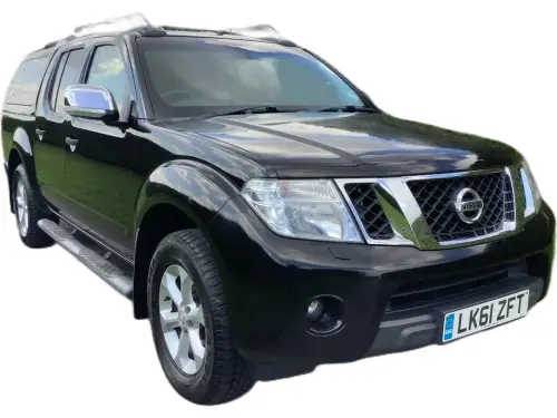 Nissan Navara Tekna D/C dCi188 A LK61 ZFT