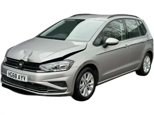 Volkswagen Golf HG68 AYV